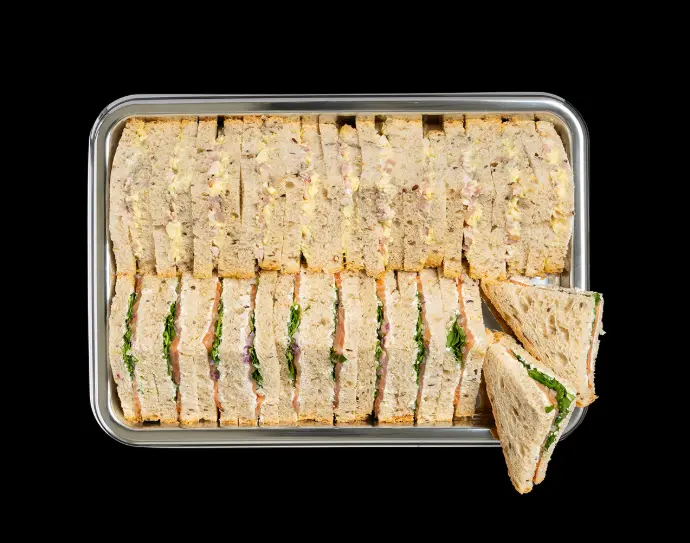 Plateau triangle PT-déjeuner (oeufs bacon/saumon fumé)